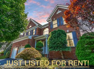 35 Springhouse Cir, Manalapan, NJ 07726