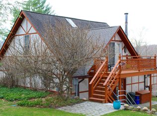 105 Hillcrest Park Rd, Cos Cob, CT 06807