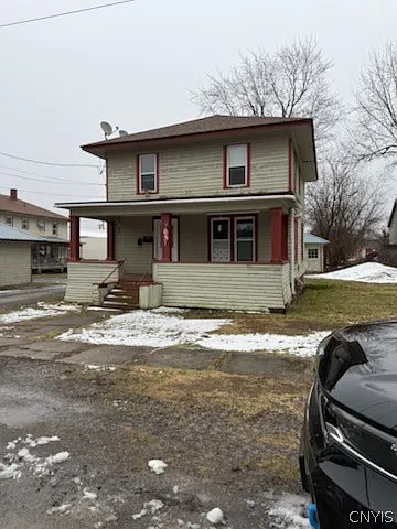 109 Spring Ave