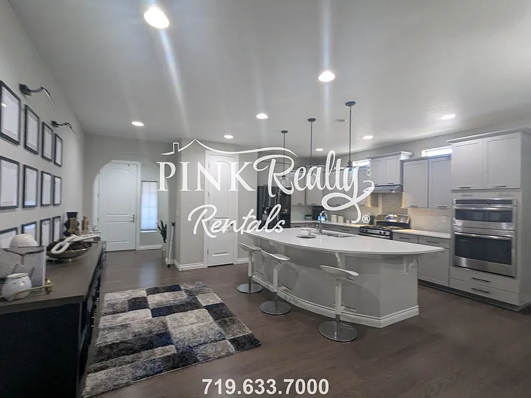 6810 Sedgerock Ln — Photo 11