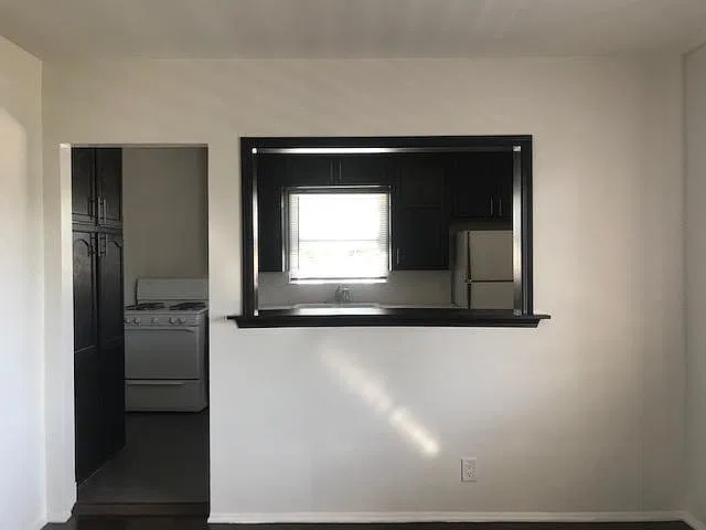 1 bed, $2,050 — Photo 4