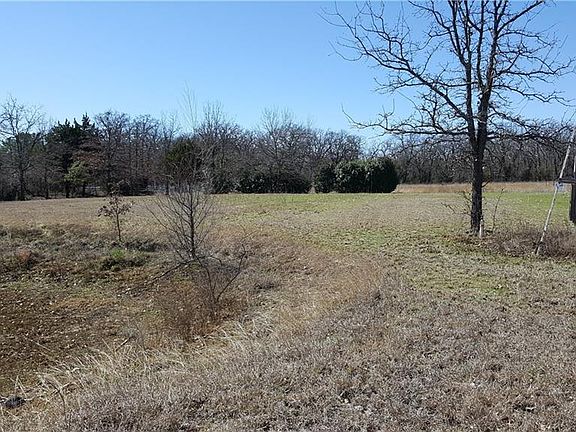3rd image of 7601 Hamlet Ave