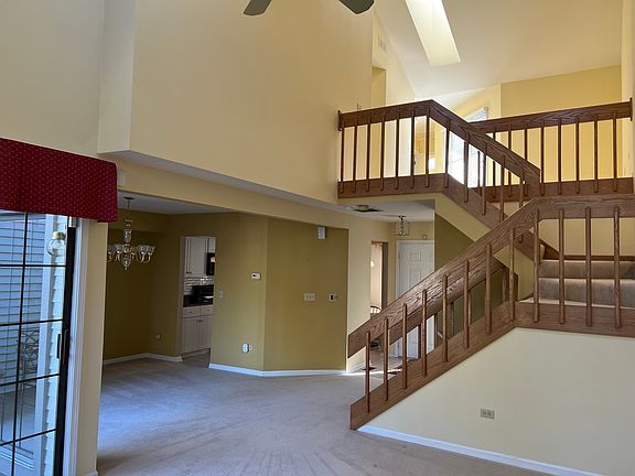 5th image of 902 N Auburn Woods Dr
