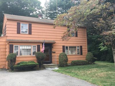 30 Franks Dr, Holyoke, MA, 01040