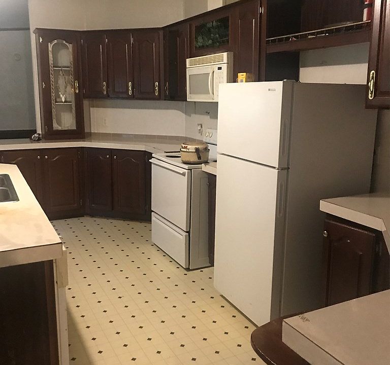 2nd image of 8411 Pleasant Hill Rd