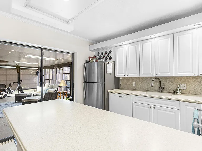5674 SE Riverboat Dr #131 — Photo 11