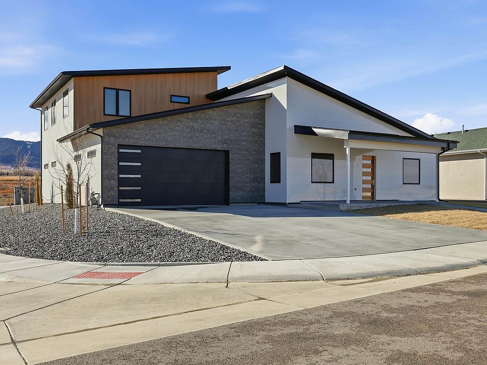 1st image of 3119 Palmer Dr