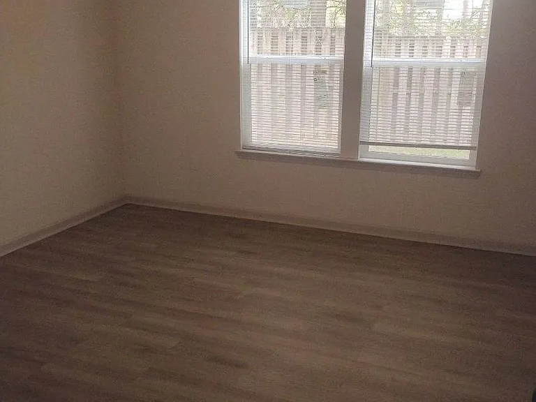 161 Coral Ln — Photo 9