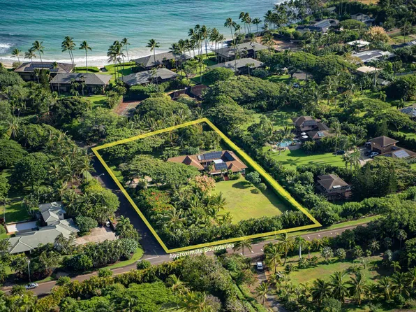 22 Cane Pl, Paia, HI 96779