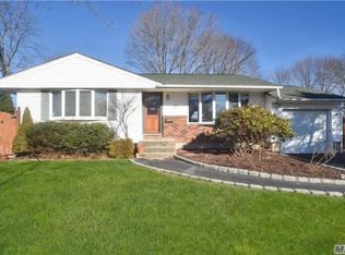 27 Cameo Rd, Commack, NY 11725