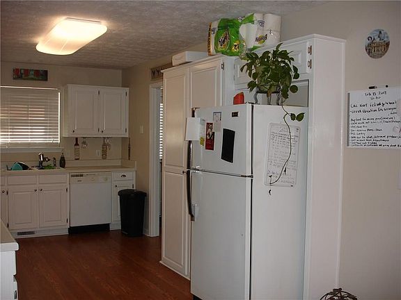 5th image of 5980 River Oaks Dr