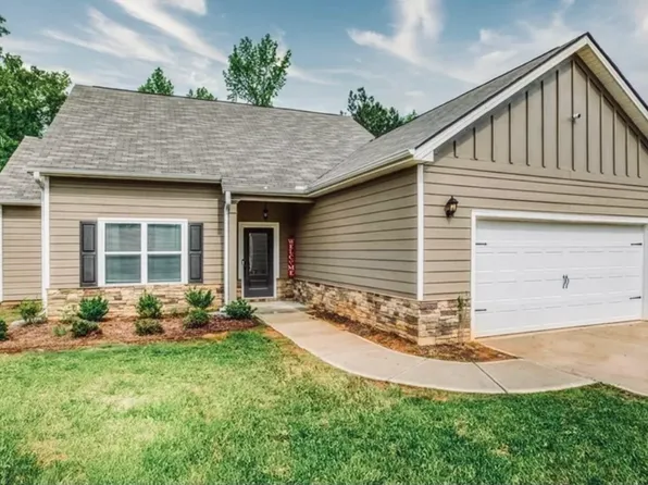 100 Wisteria Ln, Mansfield, GA 30055