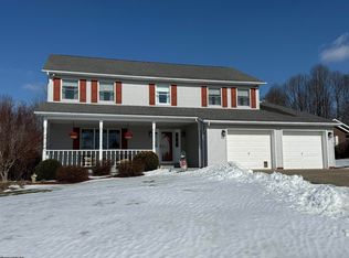 280 Deerfield Cir, Kingwood, WV 26537