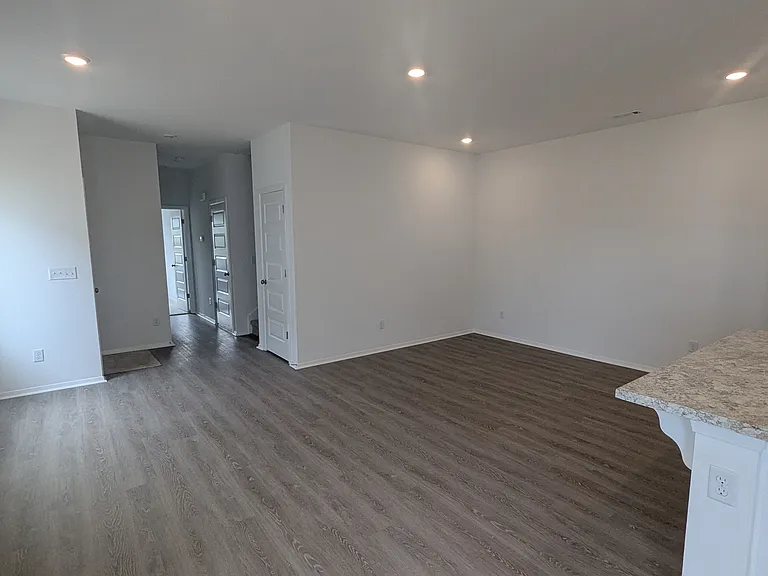 6604 SW Dignity Ave — Photo 7