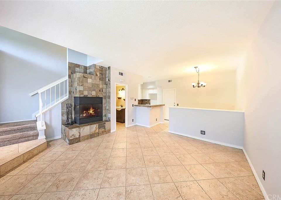 1st image of 27544 Jasmine Ave