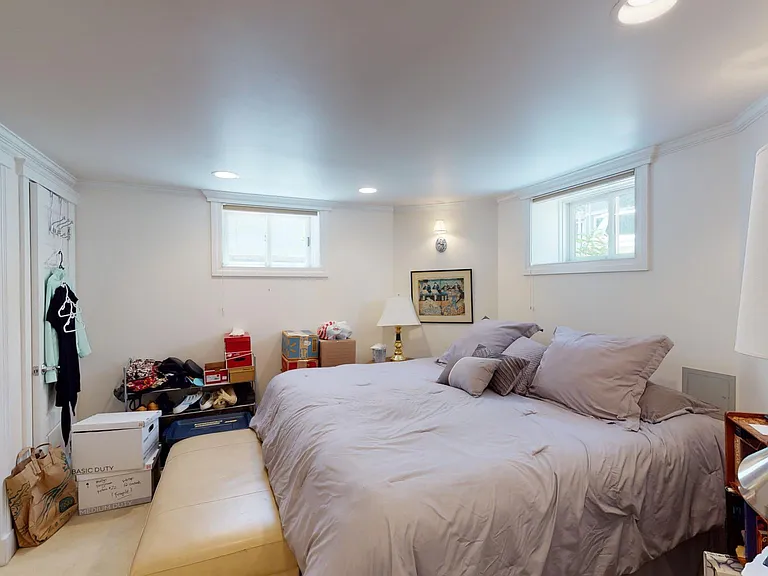 193 Lexington Ave — Photo 10