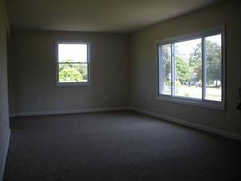 3rd image of 1485 Hudson Ave