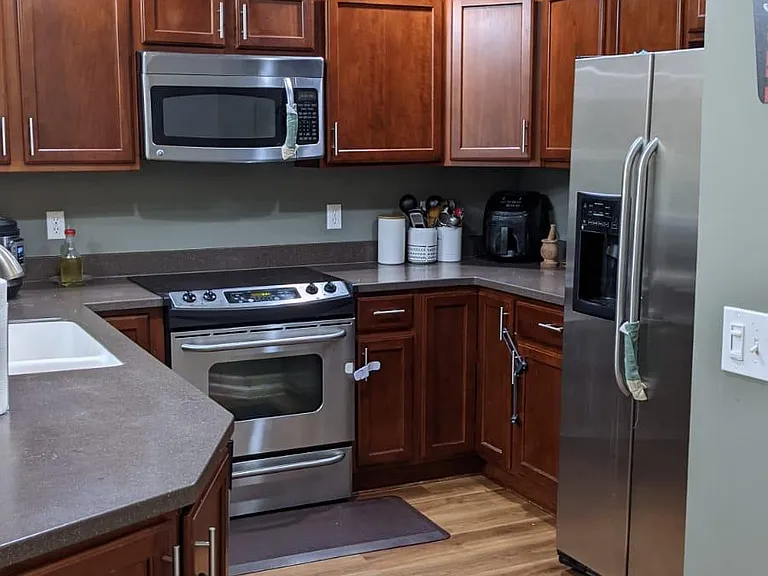 28001 Hopkins Dr — Photo 10