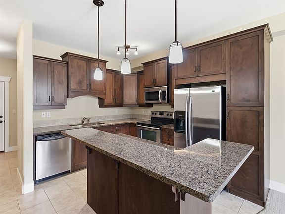 5th image of 795 McGill Rd #404
