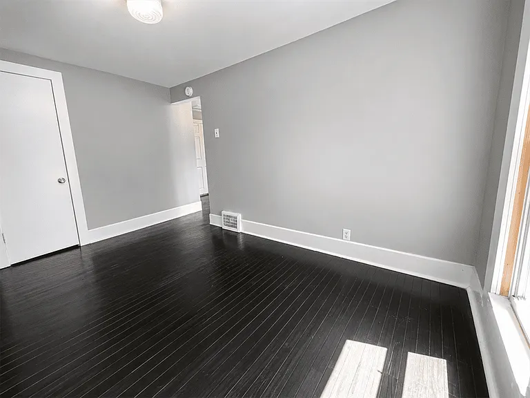 604 Homewild Ave #2 — Photo 9