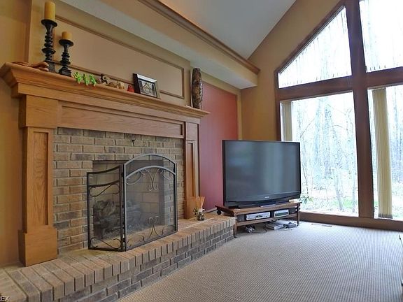 5th image of 6080 Penfield Ln