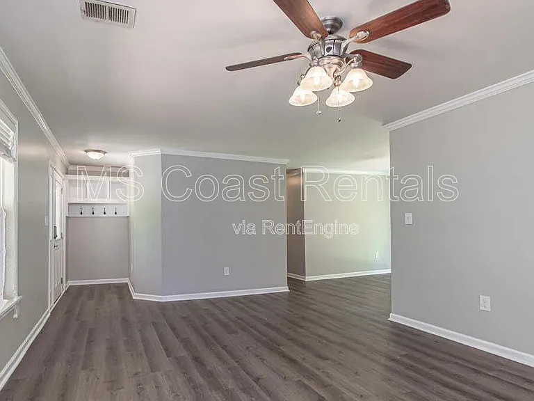 6823 Mescalero Dr — Photo 6