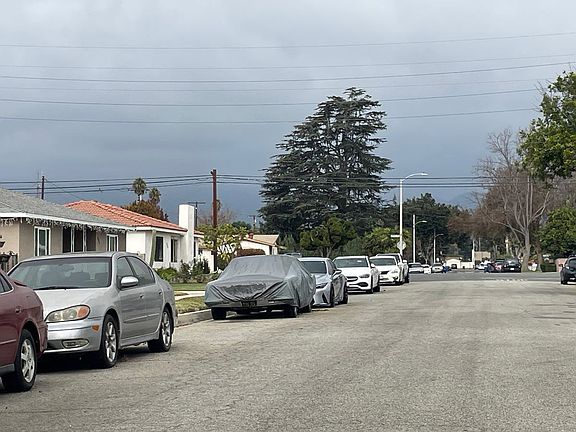 4th image of 637 N Chapman St