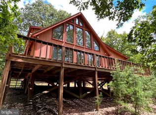 195 Fenwick Ln, Romney, WV 26757