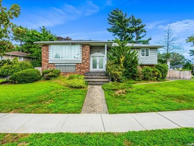 756 Caldwell Avenue, Valley Stream, NY, 11581