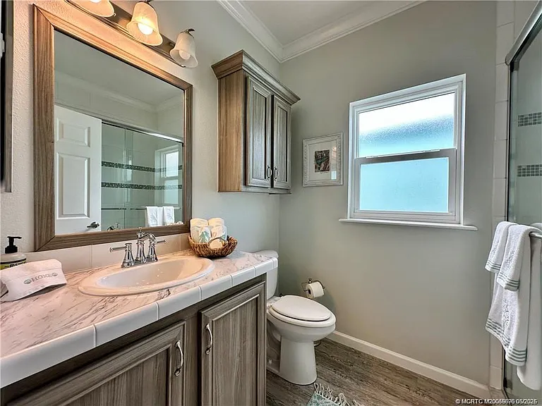 352 NE Starboard Dr — Photo 16