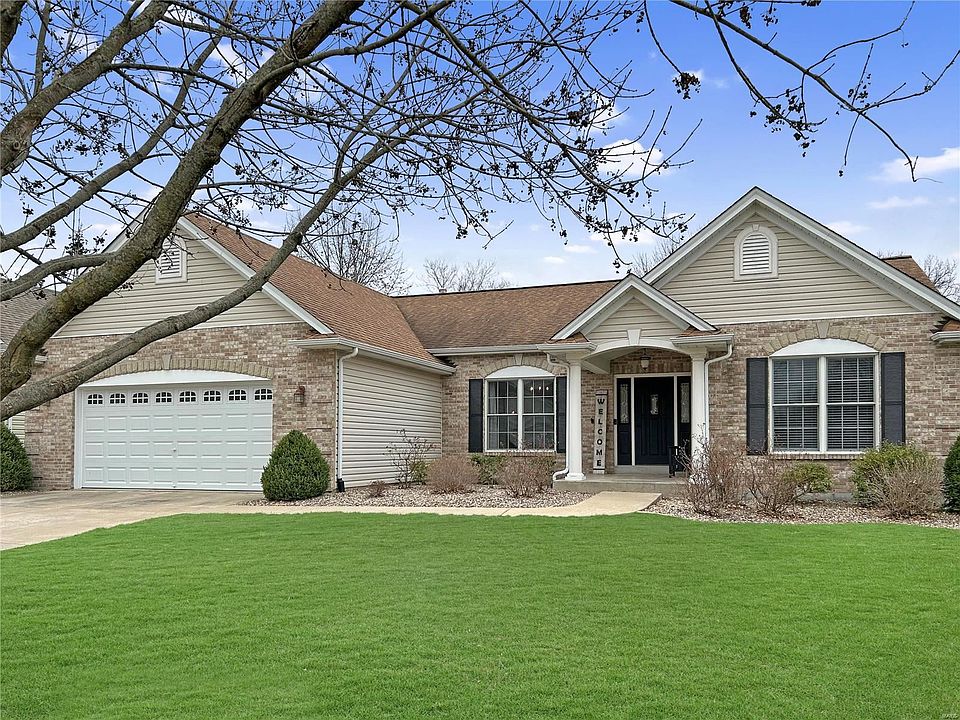 1st image of 713 Jamesport Dr