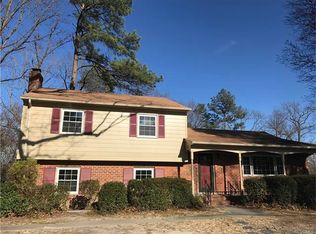 8220 Greenview Rd, Mechanicsville, VA 23111