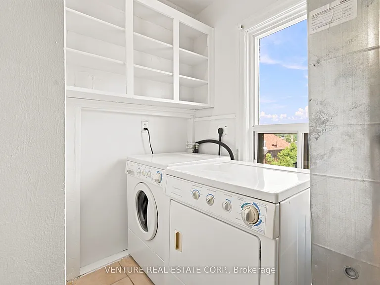 1228 Saint Clair Ave W #3 — Photo 25