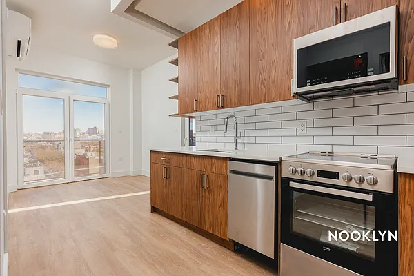 Rented by Nooklyn NYC LLC | media 111