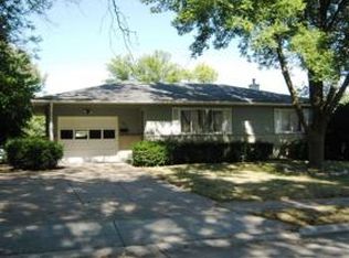 418 W 44th St, Davenport, IA 52806