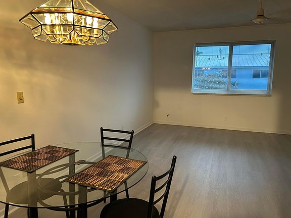 2nd image of 6263 NE 19th Avenue #927