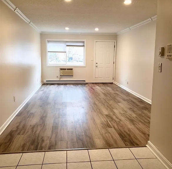 3 Dailey St #B — Photo 2