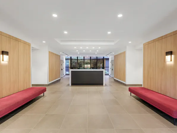 295 Greenwich Street image 12 of 17