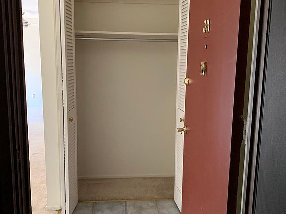 Entrance & Coat Closet