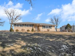 7030 S Woods Rd, Gardner, IL 60424