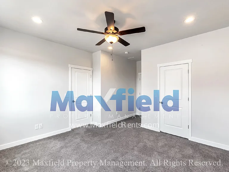 721 W Crystal Creek Rd — Photo 7
