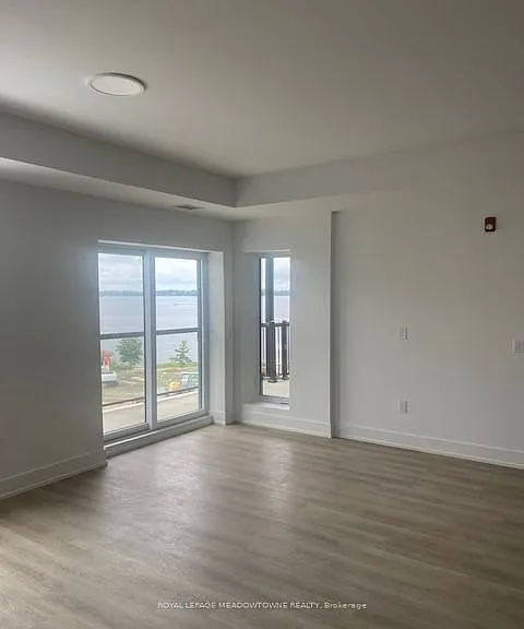 19 B West St N #403 — Photo 7