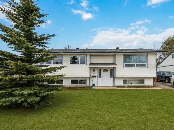 23 SE Clark Cres, Wood Buffalo, AB T9H 1M8