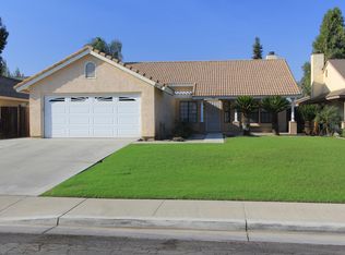 9208 Lacroix Ct, Bakersfield, CA 93311