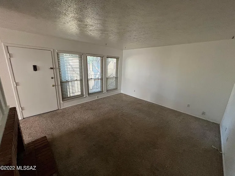 1620 N Wilmot Rd #S436 — Photo 6