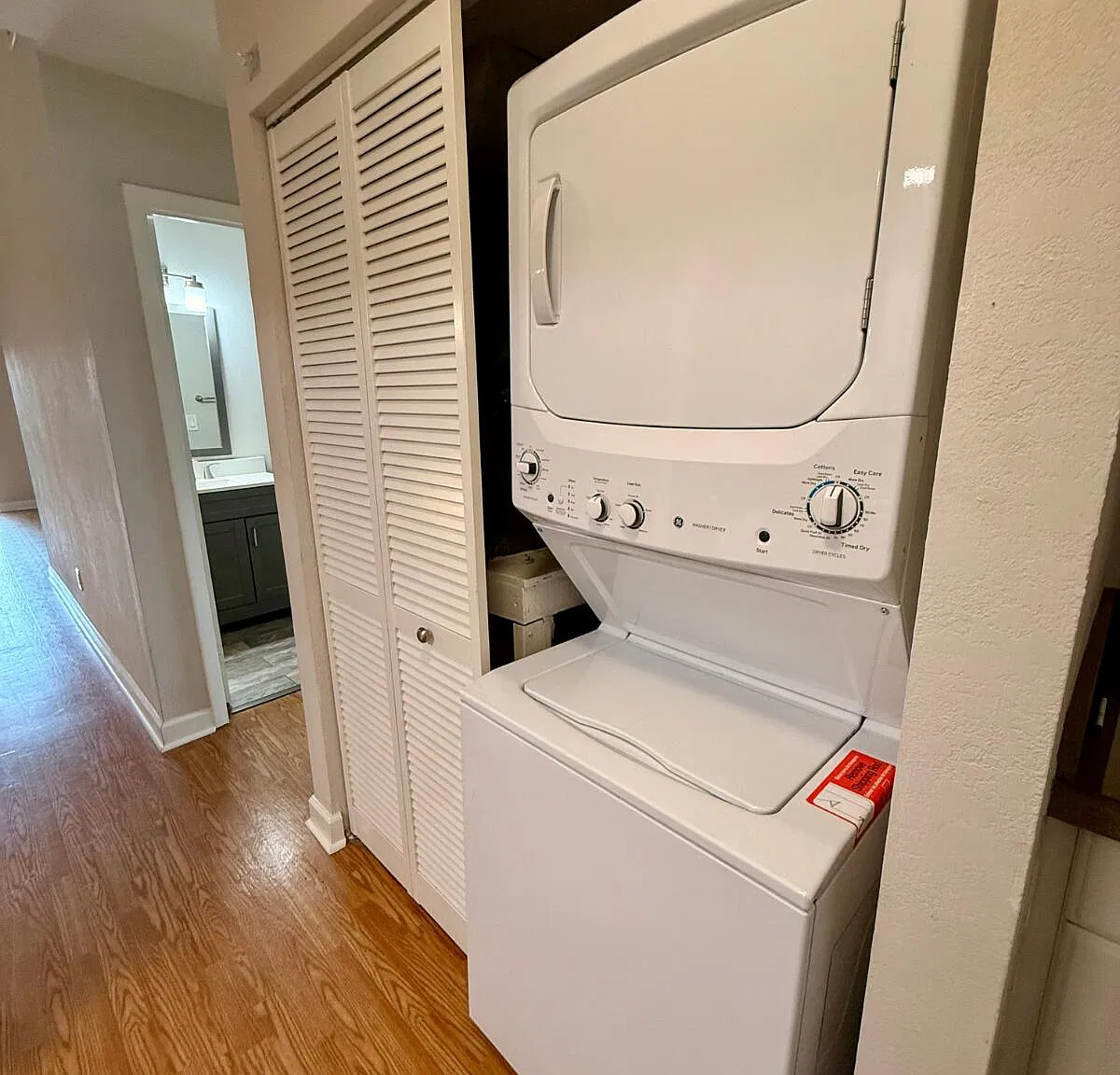 2 bed, 2.0 bath, 1019 sqft, $1,845 — Photo 3