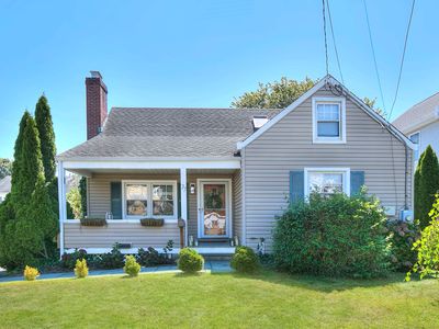 77 Palmer Avenue, Stamford, CT, 06902