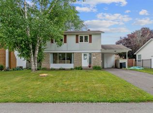 123 Abbeyhill Dr, Ottawa, ON K2L1H4