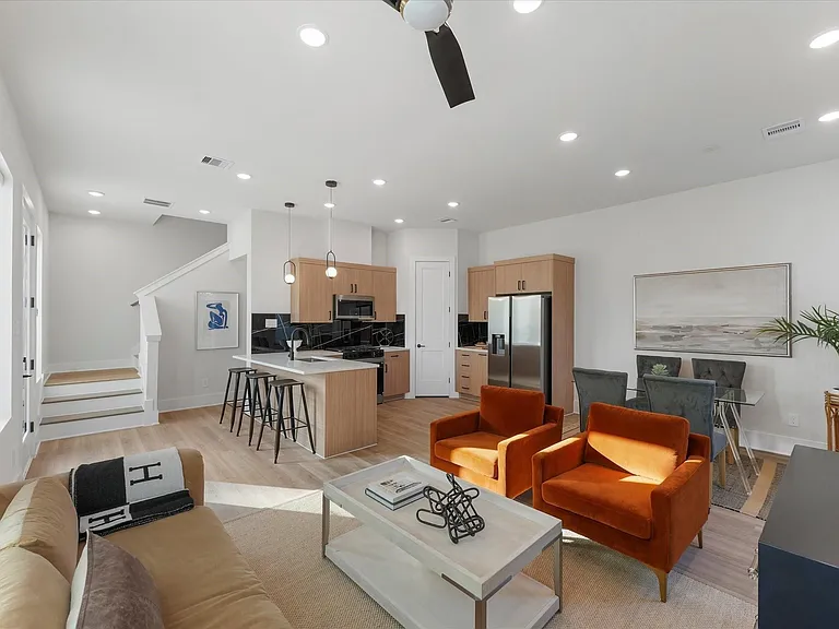 5317 Teodoro Ln — Photo 5