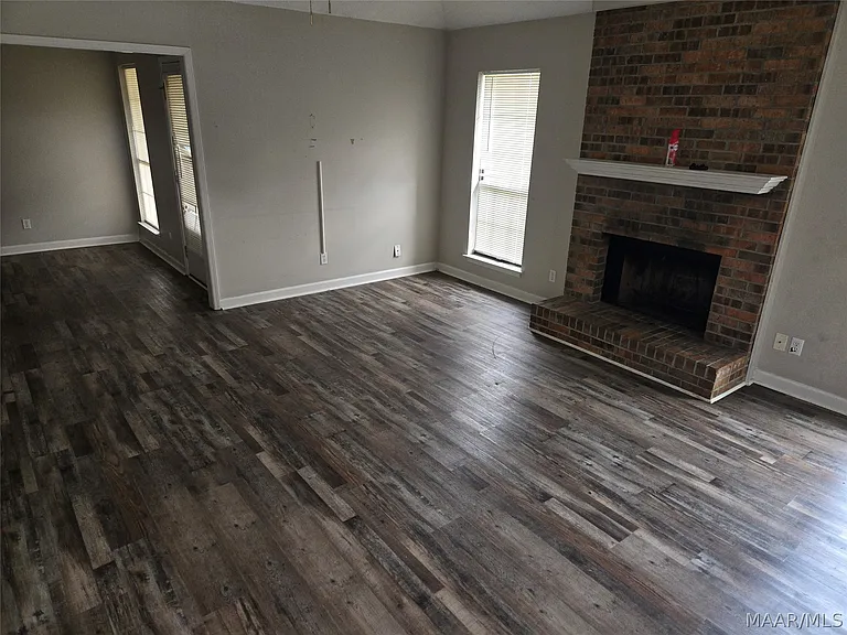 6057 Arbor Glen Dr — Photo 2